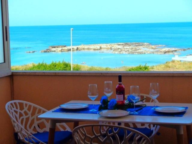Bilocale Punta Rosa - Fronte Spiaggia Otranto Bagian luar foto